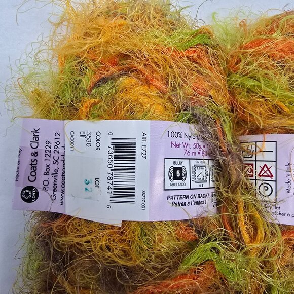 Red Heart Kiss Yarn Bulky Elf 3530 Green Orange - 2 Skeins Nylon 76m/83yd Italy - Picture 2 of 4